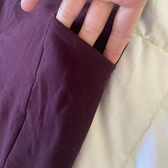 Athleta Mercer Tight 7/8 Auberge Maroon Burgundy size S - Picture 5 of 7